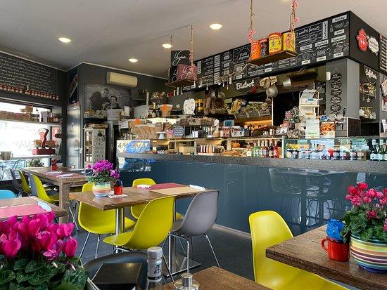 Gnam Gnam Buonissimissimo Caffetteria & Bistrot